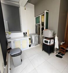 West Coast Drive (D5), Terrace #610309961